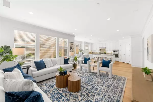 Irvine, CA 92620,112 Velvet Leaf