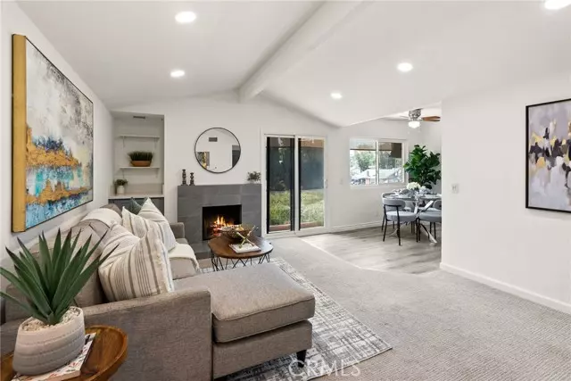Brea, CA 92821,560 N Brea BLD 24