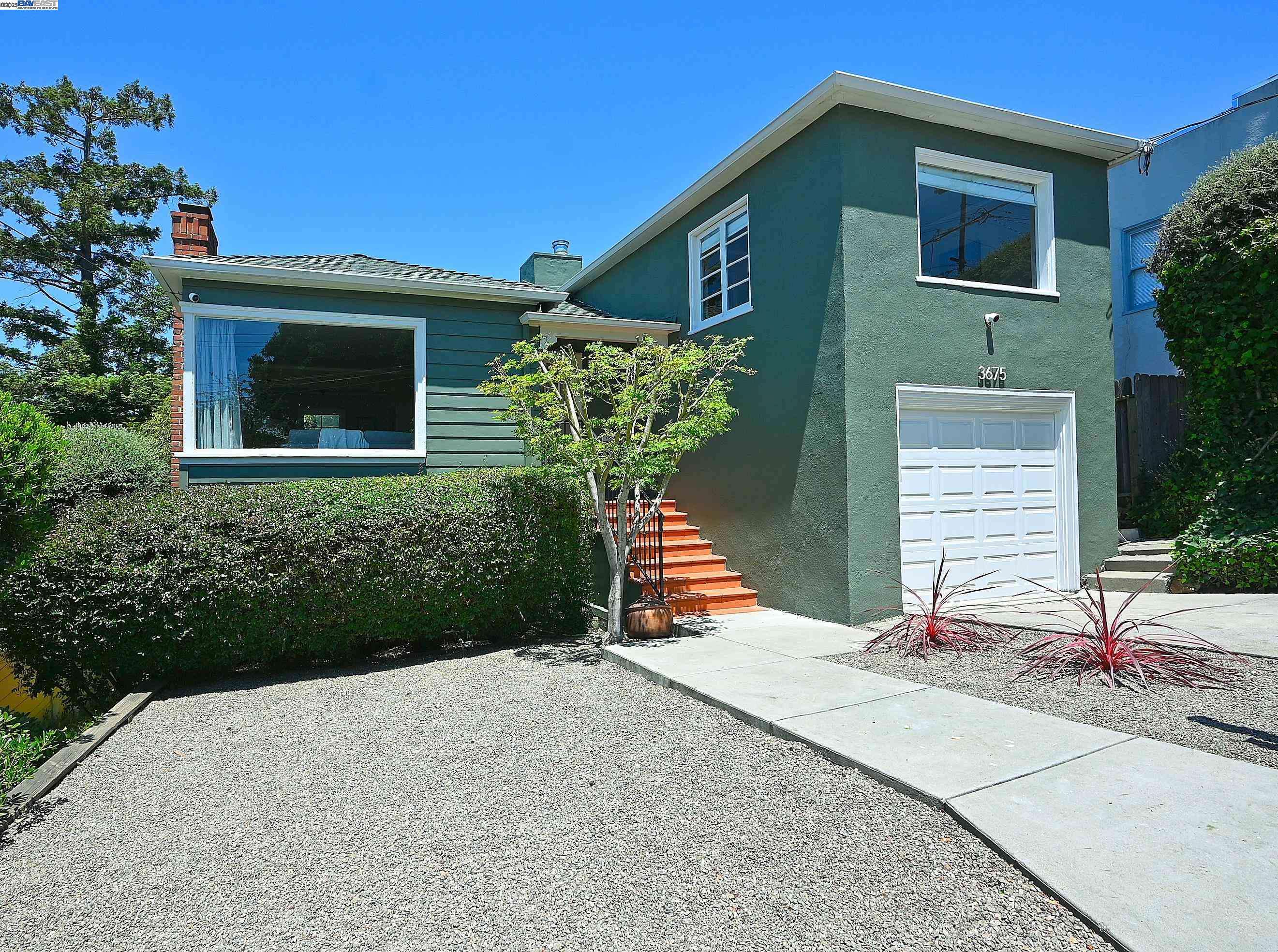 Oakland, CA 94605,3675 Delmont Ave