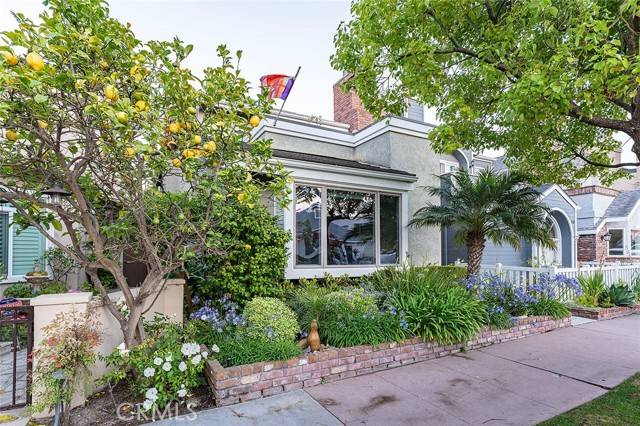 Seal Beach, CA 90740,232 7th ST