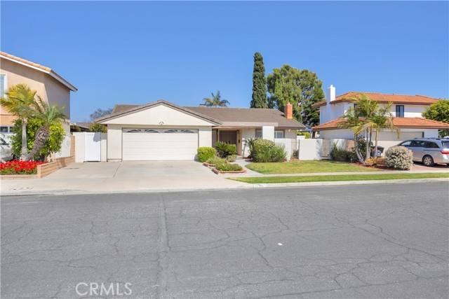 15392 Maryknoll ST, Westminster, CA 92683
