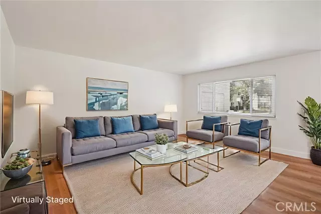 11813 Runnymede ST 27, North Hollywood, CA 91605