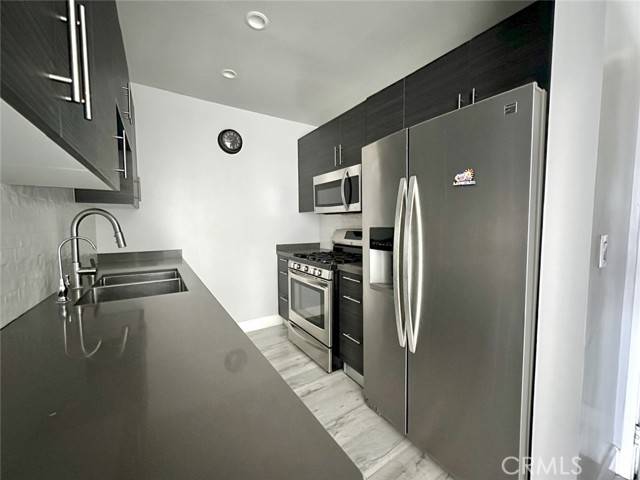 Glendale, CA 91203,409 Burchett ST 318