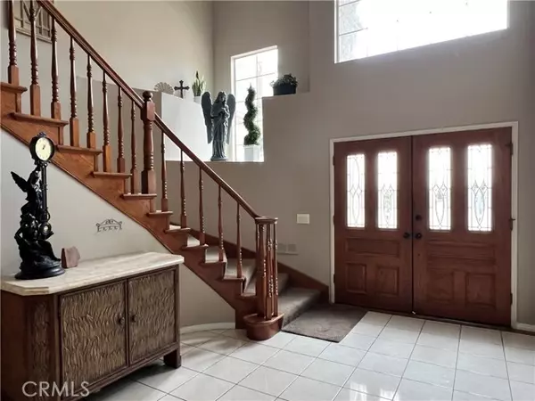 Santa Ana, CA 92705,18841 Deep Well RD