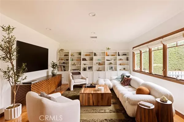 Sherman Oaks, CA 91401,5229 Lennox AVE