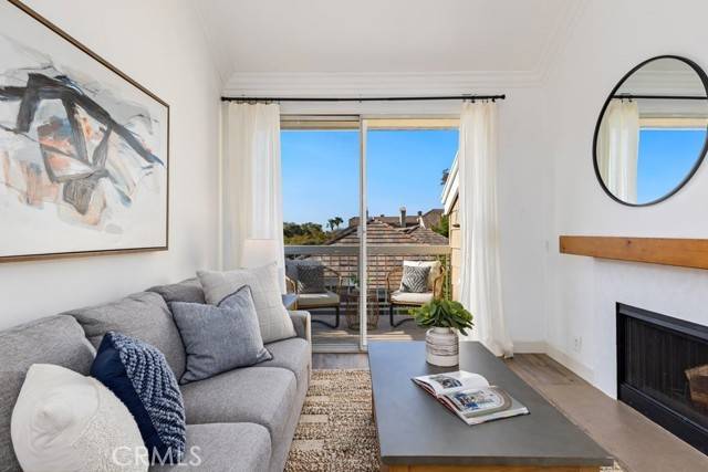 Huntington Beach, CA 92646,20371 Bluffside CIR B401