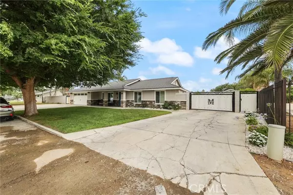 8963 Bold Ruler LN, Jurupa Valley, CA 92509