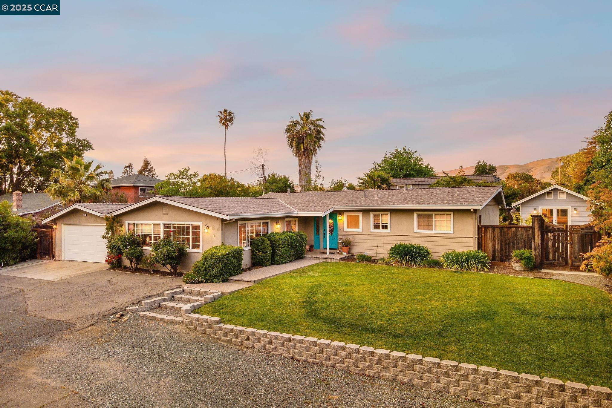 5287 Olive Dr, Concord, CA 94521