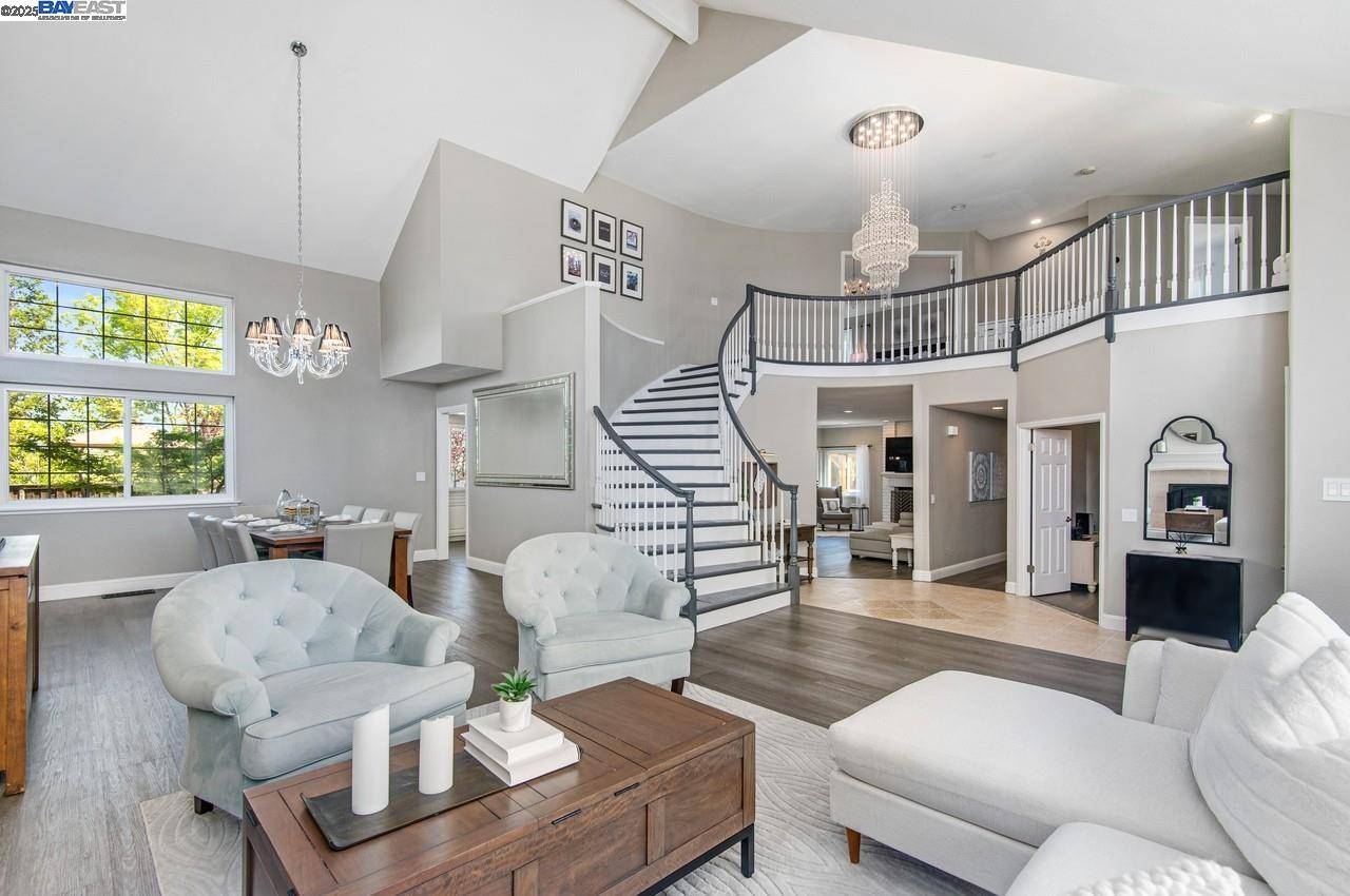 2839 Victoria Ridge Ct, Pleasanton, CA 94566