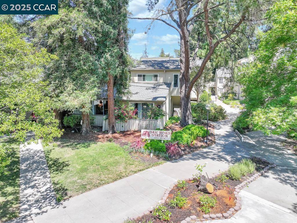Walnut Creek, CA 94597,2708 Oak Rd 5