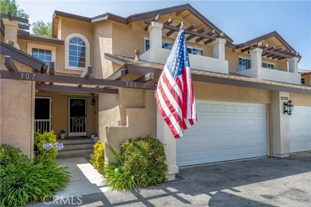 22943 Banyan PL 306, Saugus, CA 91390
