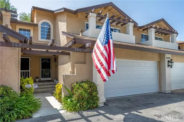 22943 Banyan PL 306, Saugus, CA 91390