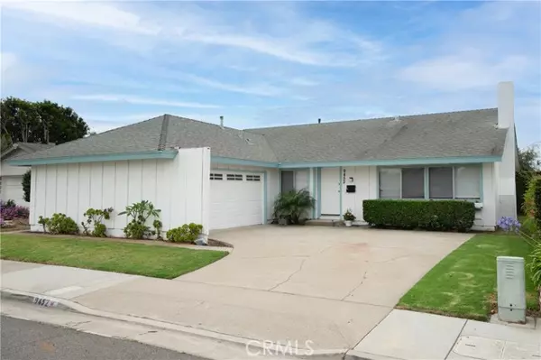 9452 Waterfront DR, Huntington Beach, CA 92646