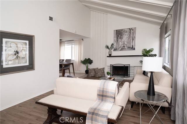 Huntington Beach, CA 92646,9452 Waterfront DR