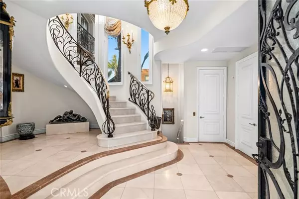 Newport Beach, CA 92661,1201 E Balboa BLD