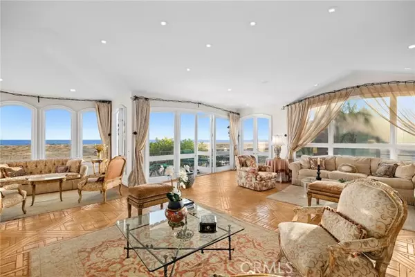 Newport Beach, CA 92661,1201 E Balboa BLD