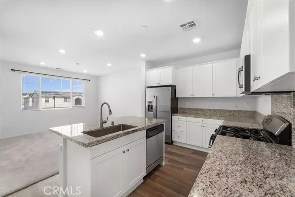 Fontana, CA 92336,16502 Casa Grande AVE 340