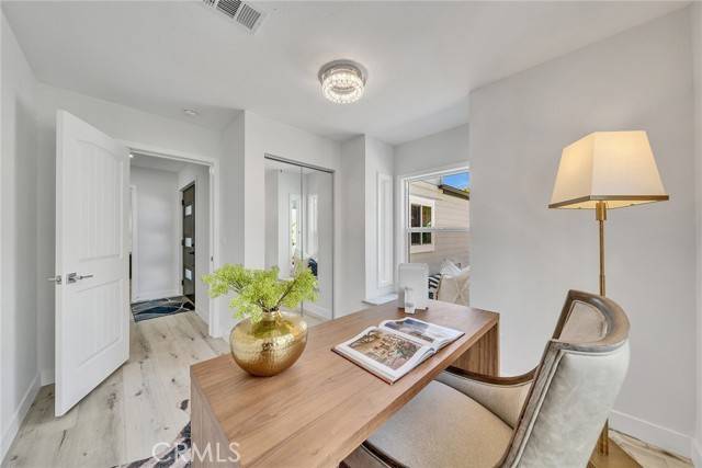 Irvine, CA 92620,39 Cape Cod
