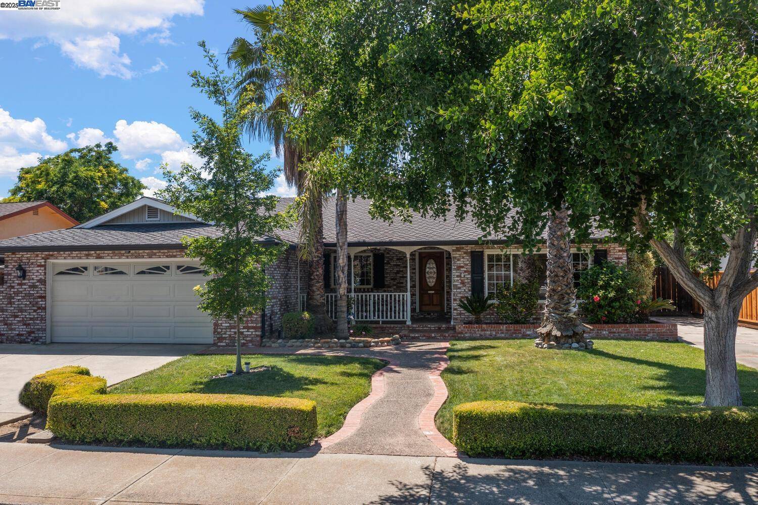 Livermore, CA 94550,1043 Vienna St