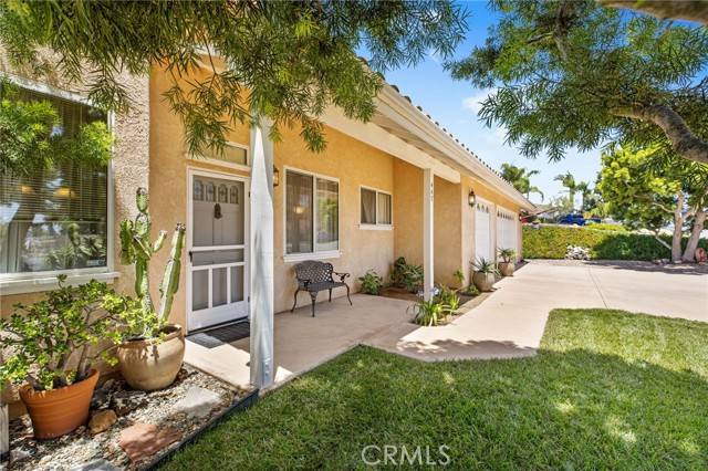 Fallbrook, CA 92028,447 Ali WAY