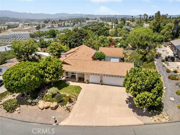 Fallbrook, CA 92028,447 Ali WAY