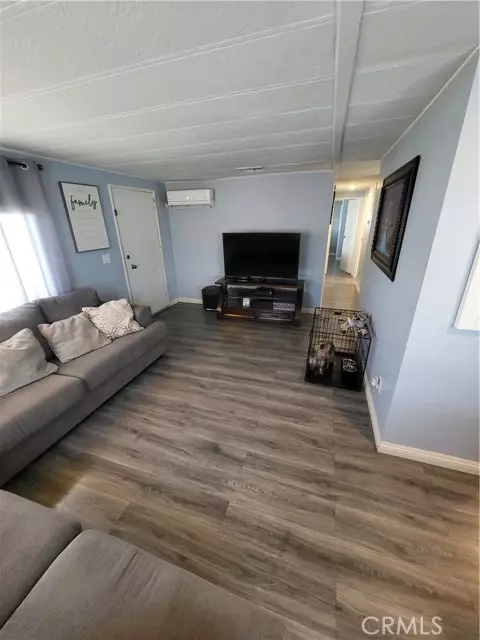 Bloomington, CA 92316,10701 Cedar AVE 46