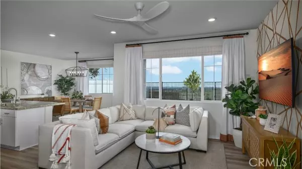 2432 Gunner Ridge WAY, Rialto, CA 92377