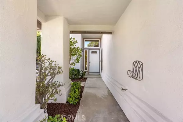 Oceanside, CA 92057,737 Corona DR