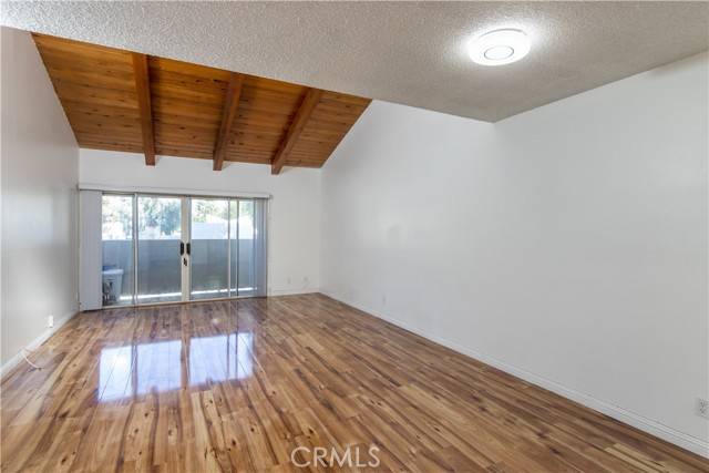 20134 Leadwell ST 337, Winnetka, CA 91306