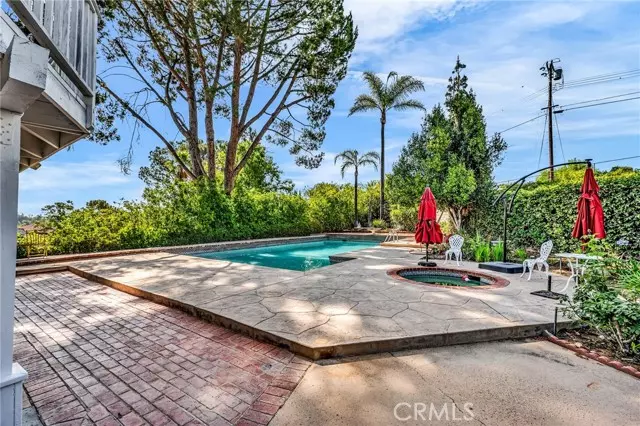 8404 Joan LN, West Hills, CA 91304