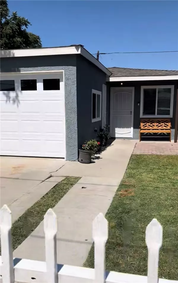 339 W Poplar ST, Compton, CA 90220