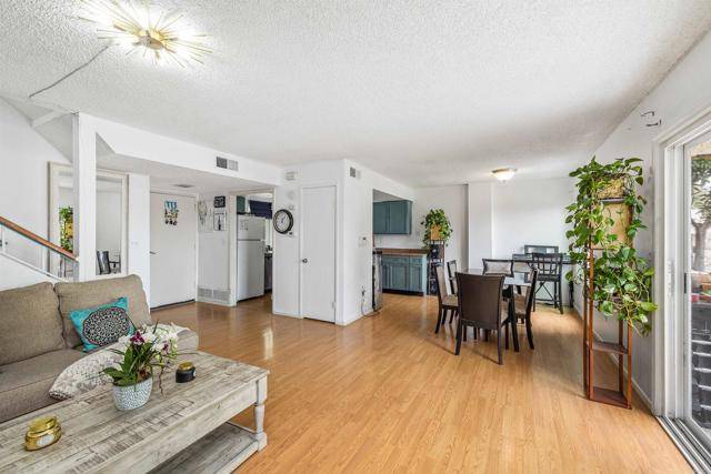 El Cajon, CA 92020,1437 Robin LN