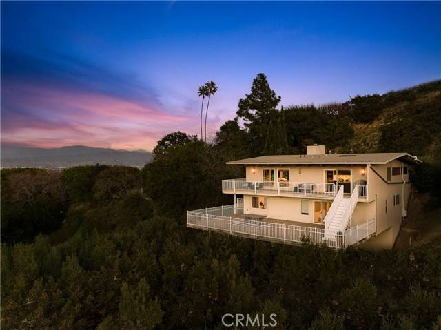 3721 Glenridge DR, Sherman Oaks, CA 91423