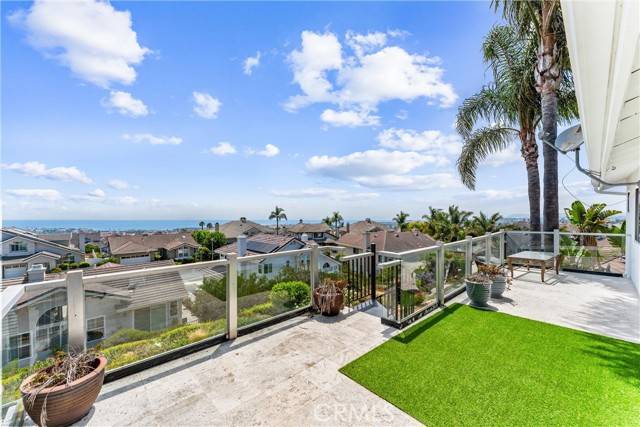 San Clemente, CA 92673,2305 Via Zafiro