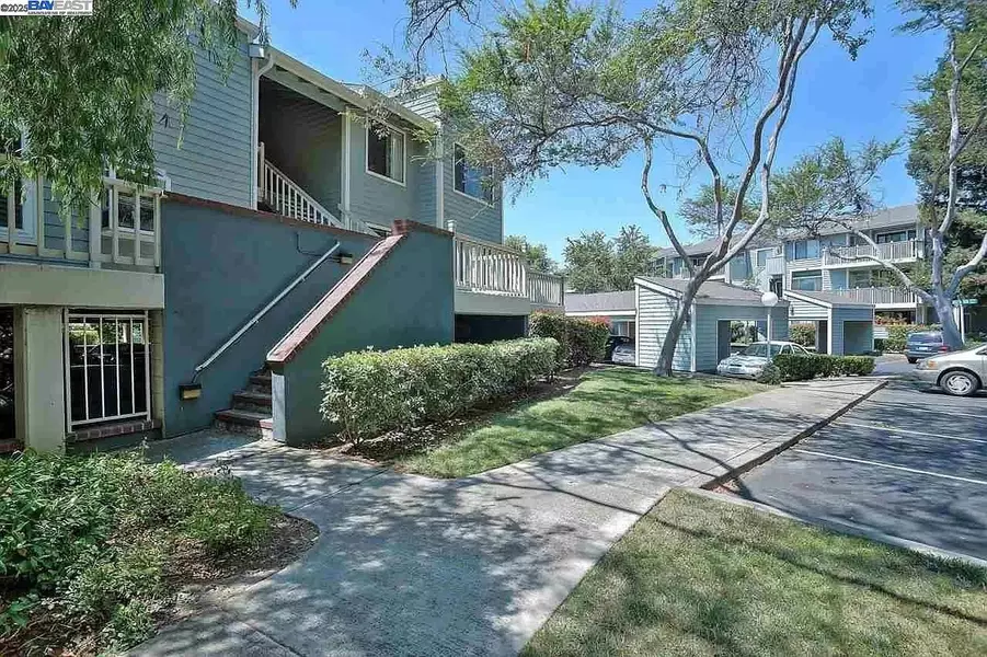 37155 Aspenwood Cmn 206, Fremont, CA 94536