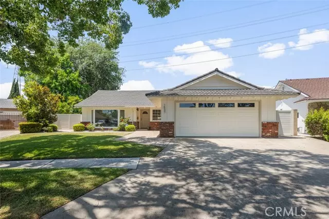 1537 W Laster AVE, Anaheim, CA 92802