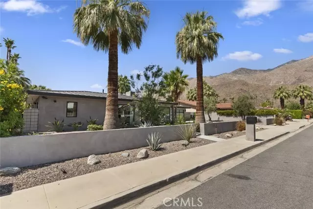 675 E Mesquite AVE, Palm Springs, CA 92264