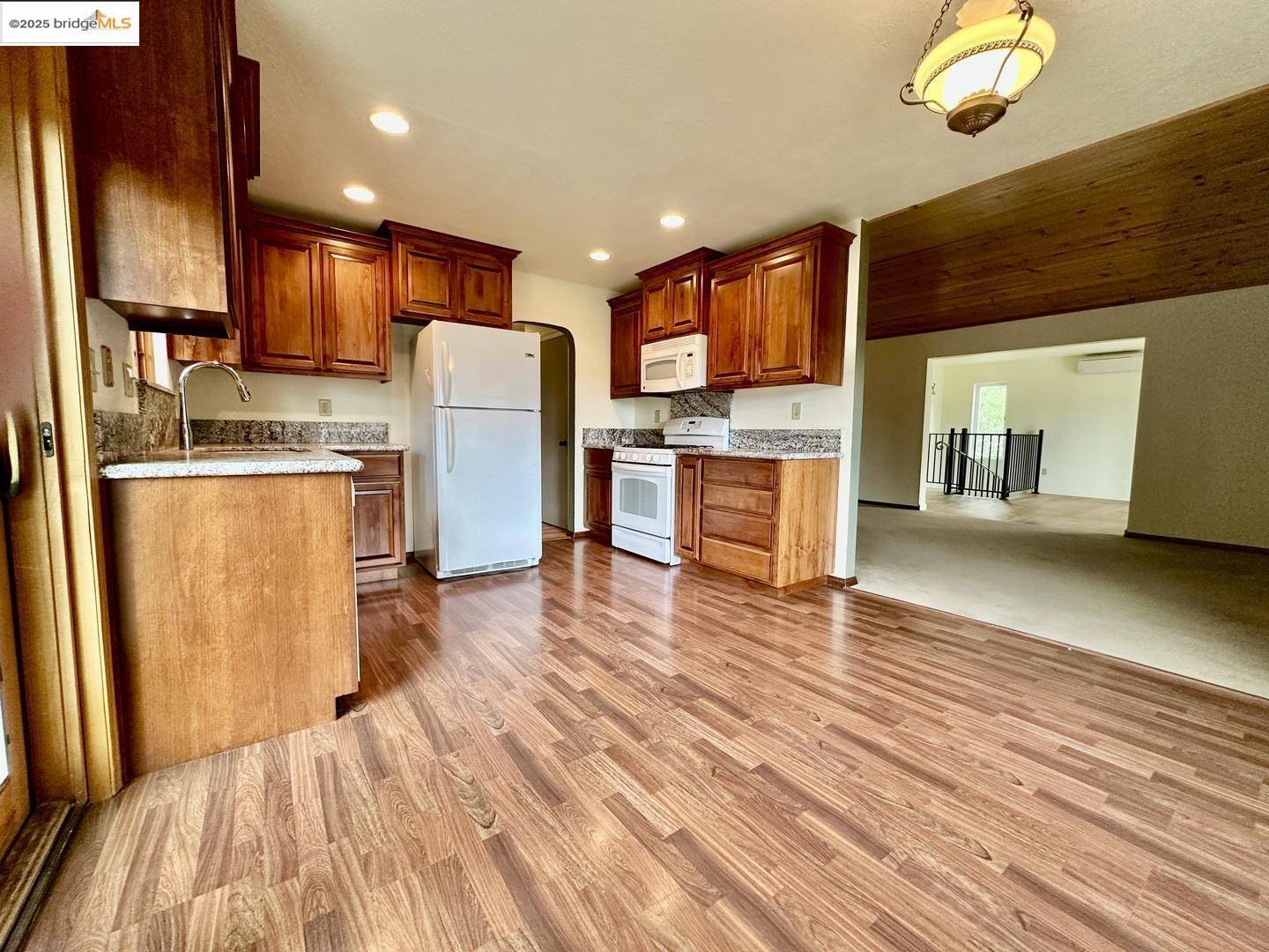 Sonora, CA 95370,21714 El Oso WAY