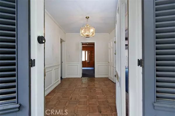 Sherman Oaks, CA 91403,4312 Noble AVE