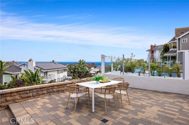 San Clemente, CA 92673,609 Calle Reata
