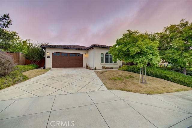 5765 Oak Pass LN, Santa Maria, CA 93455