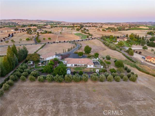Paso Robles, CA 93446,5570 Rancho La Loma Linda DR