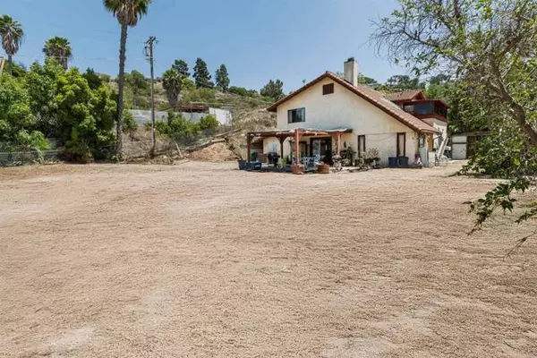 3329 Mandy LN, Spring Valley, CA 91977