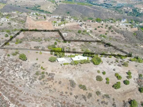 Escondido, CA 92026,Palos Verdes DR
