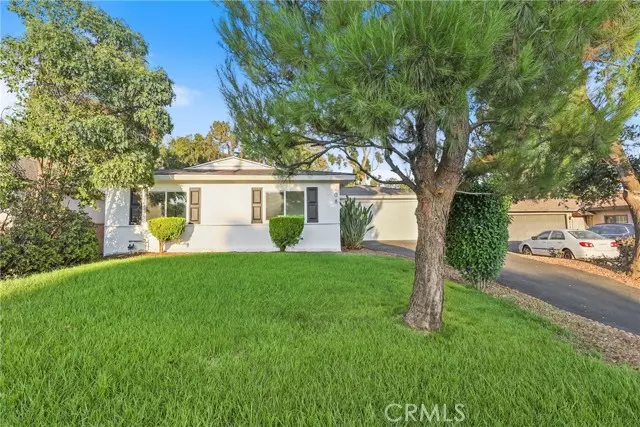 208 S Gaffney AVE, San Dimas, CA 91773
