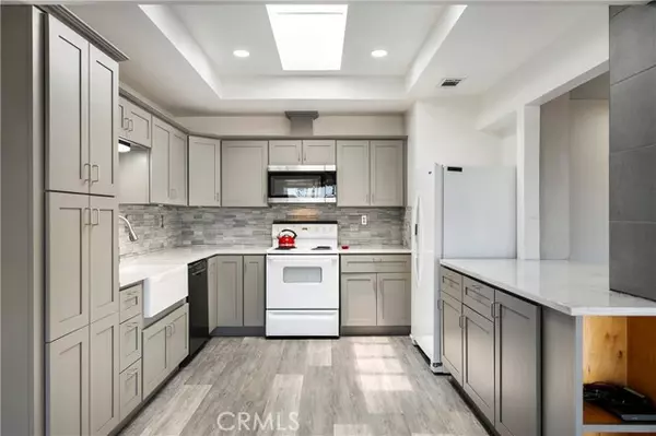 Menifee, CA 92586-3598,28375 Paseo Grande DR