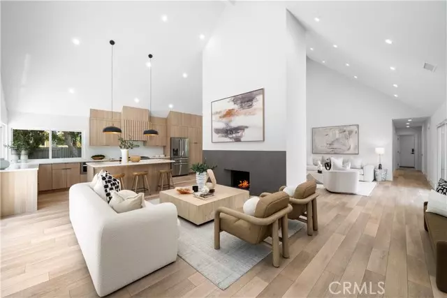 4421 Pinyon Tree LN, Irvine, CA 92612