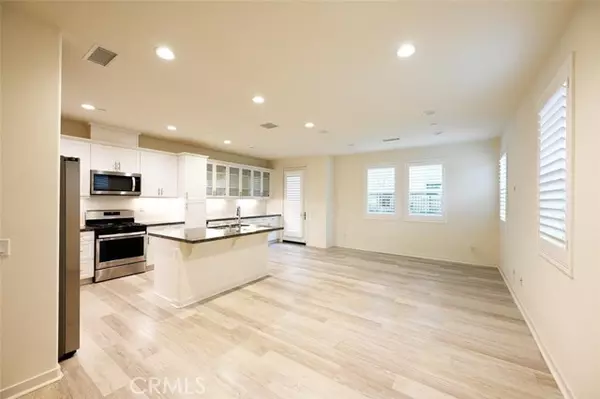 Valencia, CA 91354,28635 Solana CT