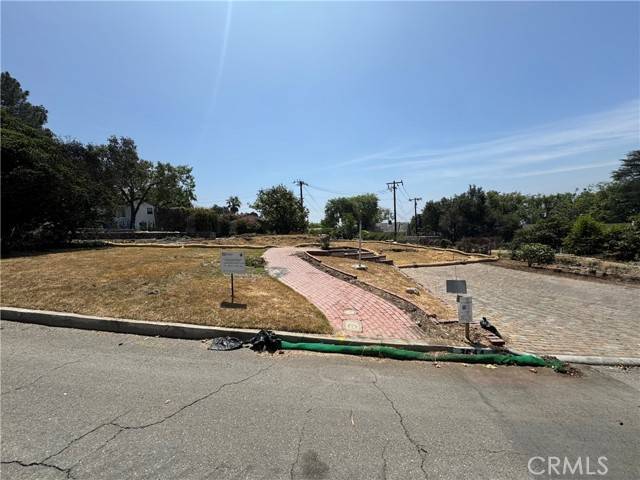 3044 N MOUNT CURVE AVE, Altadena, CA 91001