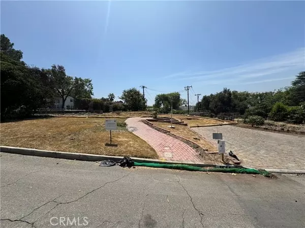 Altadena, CA 91001,3044 N MOUNT CURVE AVE